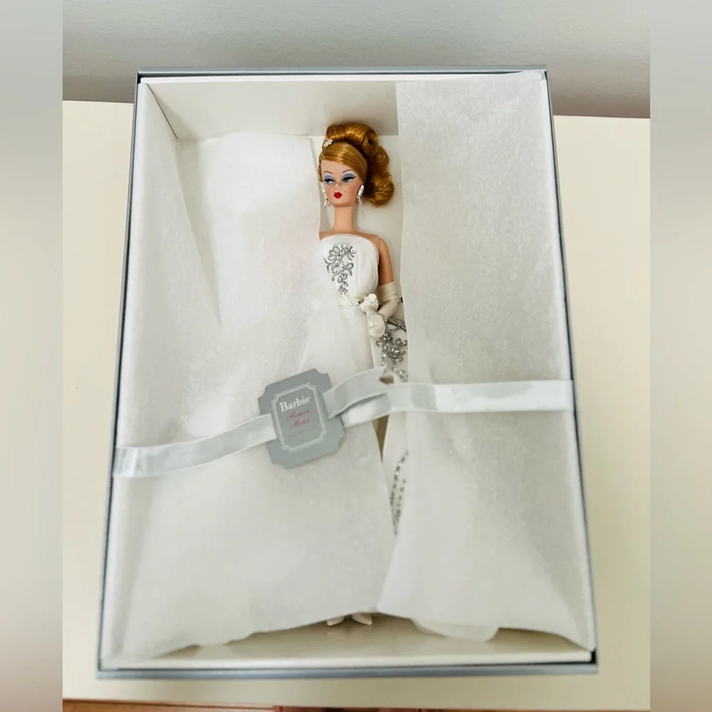 BARBIE COLLECTIBLE‎ FASHION MODEL ‘JOYEUX’ LIMITED EDITION NWT